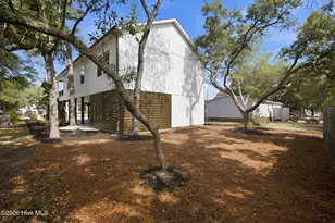 112 NE 65th St, Oak Island, NC 28465 - Photo 34