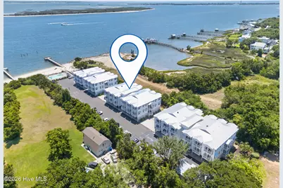 702 E Moore Street # 207, Southport, NC 28461 - Photo 34