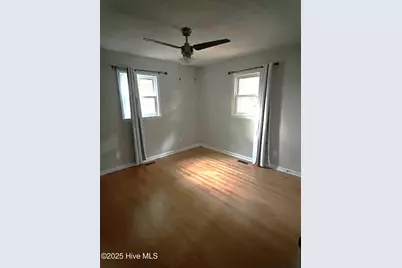510 W Rhode Island Avenue, Southern Pines, NC 28387 - Photo 8