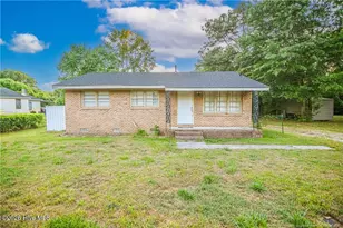 437 N Caledonia Rd, Laurinburg, NC 28352 - Photo 22
