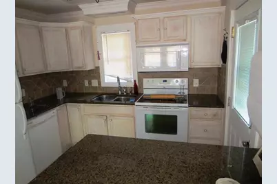 305 Summit Street, Aberdeen, NC 28315 - Photo 6