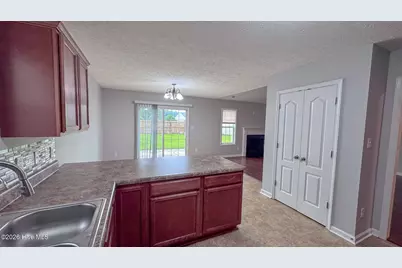 337 Kingston Road, Jacksonville, NC 28546 - Photo 6