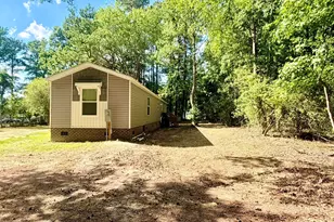 939 Galloway Rd, Grimesland, NC 27837 - Photo 4