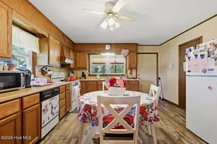 226 Carrolls Rd, Warsaw, NC 28398 - Photo 16