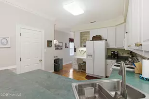 1010 Devonshire Dr, Trent Woods, NC 28562 - Photo 14