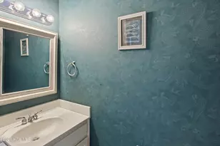 1010 Devonshire Dr, Trent Woods, NC 28562 - Photo 16