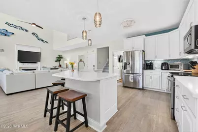253 E First Street, Ocean Isle Beach, NC 28469 - Photo 18