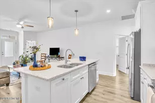 211 NE 78th St, Oak Island, NC 28465 - Photo 8