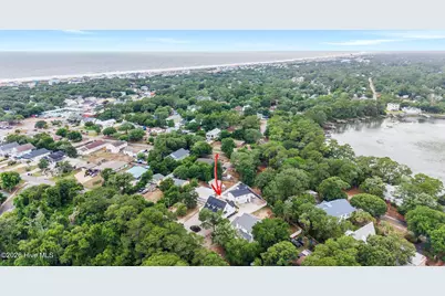 427 Womble Street, Oak Island, NC 28465 - Photo 2