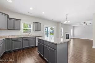 302 Seaglass Ct, Swansboro, NC 28584 - Photo 14