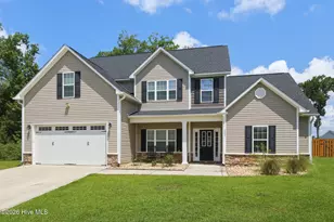 302 Seaglass Ct, Swansboro, NC 28584 - Photo 1