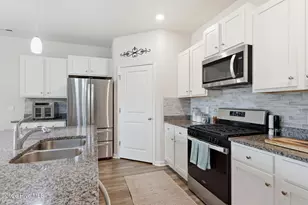 263 Jones Rdg Ln, Newport, NC 28570 - Photo 18