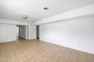 313 W Lewis St, Whiteville, NC 28472 - Photo 6