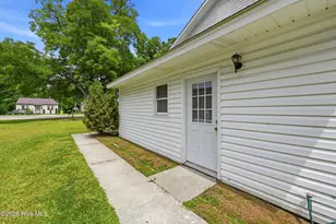 313 W Lewis St, Whiteville, NC 28472 - Photo 24