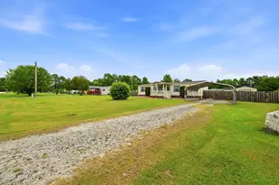 44 Pretty Branch Ln, Riegelwood, NC 28456 - Photo 4