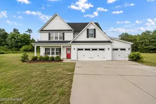 200 Majestic Ct, Cameron, NC 28326 - Photo 1