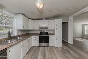 122 Woodbrook Dr, Piney Green, NC 28544 - Photo 16