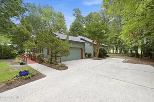 6015 Clubhouse Dr, New Bern, NC 28562 - Photo 40