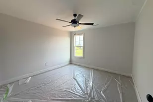 23 Kizzy Dr, Selma, NC 27576 - Photo 8