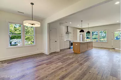 213 Myrtle Avenue, Wilmington, NC 28403 - Photo 2