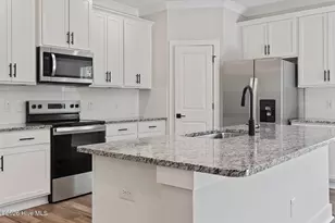 134 Umbrella Palm Dr, Hampstead, NC 28443 - Photo 6