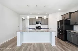 101 York Ln, Hampstead, NC 28443 - Photo 10