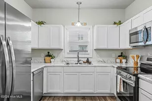 239 Shallowbag Bay Ln, Jacksonville, NC 28546 - Photo 12