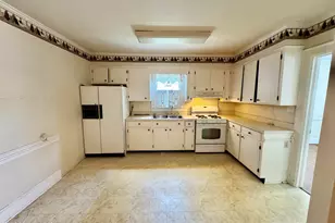 1612 Burton St, Rocky Mount, NC 27803 - Photo 4