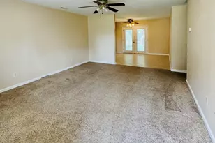 820 Cedar Point Cir, Elizabeth City, NC 27909 - Photo 2