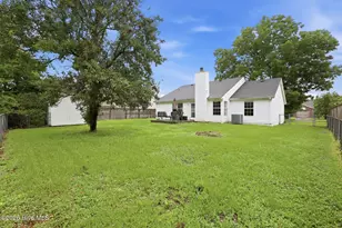 205 Mahogany Dr, Jacksonville, NC 28540 - Photo 48