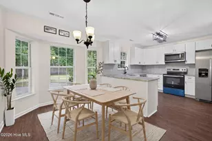 717 Benchmark Ct, Wilmington, NC 28409 - Photo 4