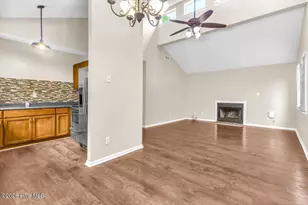 2039 Foxhorn Rd, Jacksonville, NC 28546 - Photo 10