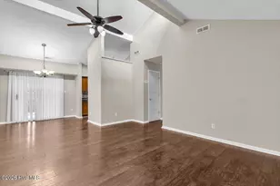 2039 Foxhorn Rd, Jacksonville, NC 28546 - Photo 8