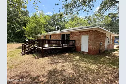 27 Vermont Avenue, Washington, NC 27889 - Photo 8