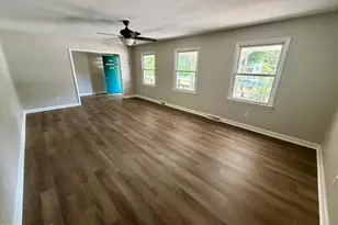 27 Vermont Ave, Washington, NC 27889 - Photo 12
