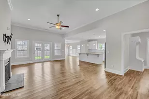 5613 Claremont Ct, Wilmington, NC 28409 - Photo 2