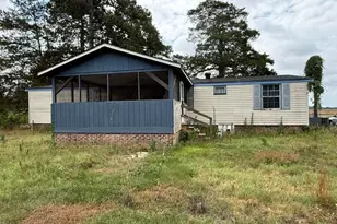 9421 Academy Rd, Laurinburg, NC 28352 - Photo 2