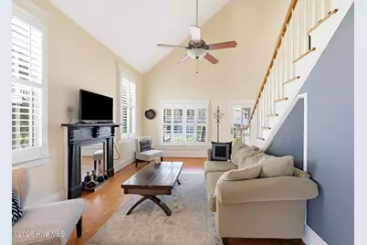 305 Vandemere Street, Oriental, NC 28571 - Photo 2