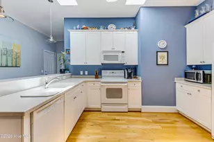 701 N Howe St, Southport, NC 28461 - Photo 10