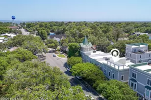 701 N Howe St, Southport, NC 28461 - Photo 2