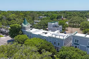 701 N Howe St, Southport, NC 28461 - Photo 18
