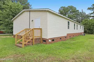 107 W Robertson St, Beulaville, NC 28518 - Photo 10