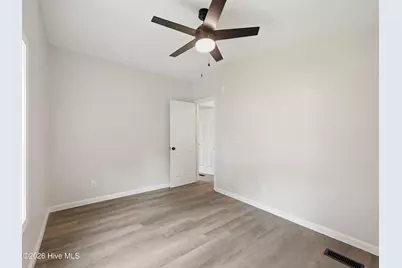 107 W Robertson Street, Beulaville, NC 28518 - Photo 26