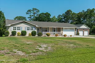 211 S Shore Dr, Southport, NC 28461 - Photo 2
