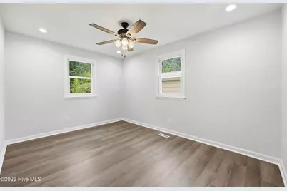 308 Woodhaven Drive, Jacksonville, NC 28540 - Photo 28