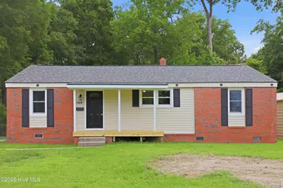 308 Woodhaven Drive, Jacksonville, NC 28540 - Photo 2