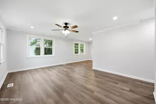 308 Woodhaven Dr, Jacksonville, NC 28540 - Photo 6