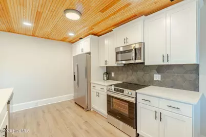 1109 S 9th Street, Wilmington, NC 28401 - Photo 10