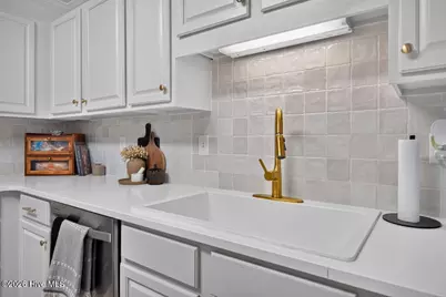 219 Esquire Court, New Bern, NC 28562 - Photo 8
