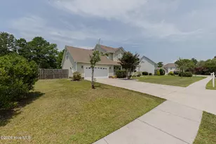 220 Pigeon Ln, Swansboro, NC 28584 - Photo 4
